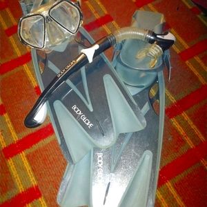 Body Glove Snorkel Professional Scuba Gear Watersports, Black/Grey, Used But In